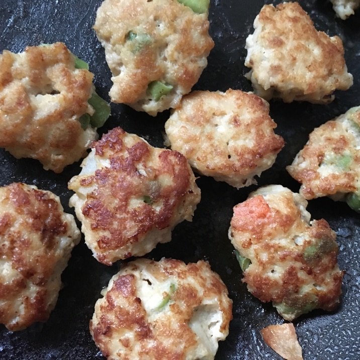 幼児食 野菜入り 豆腐ハンバーグ レシピ 作り方 By えみすけ0309 楽天レシピ 幼児食 野菜入り 豆腐ハンバーグ レシピ 作り方 By えみすけ0309 楽天レシピ